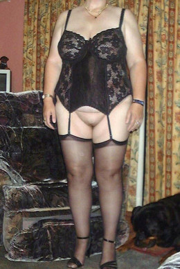 Mature BBWs in stockings nude pictures..